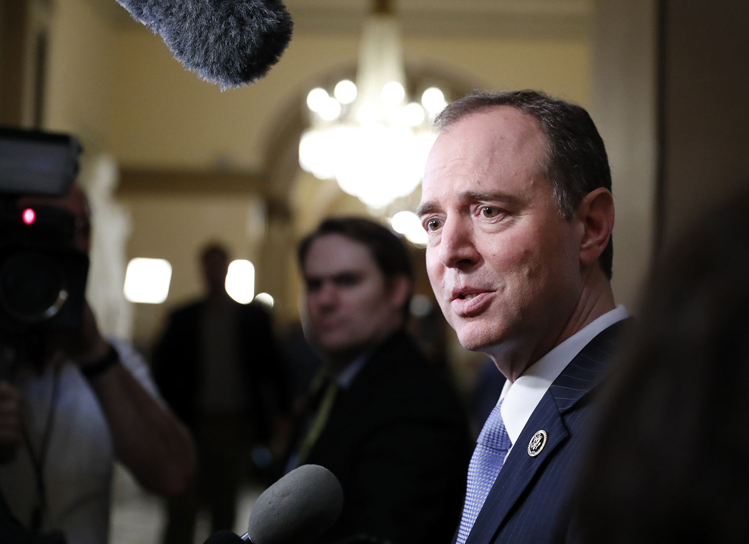 After Mueller appointment, Democrats still want independent commission on Russia