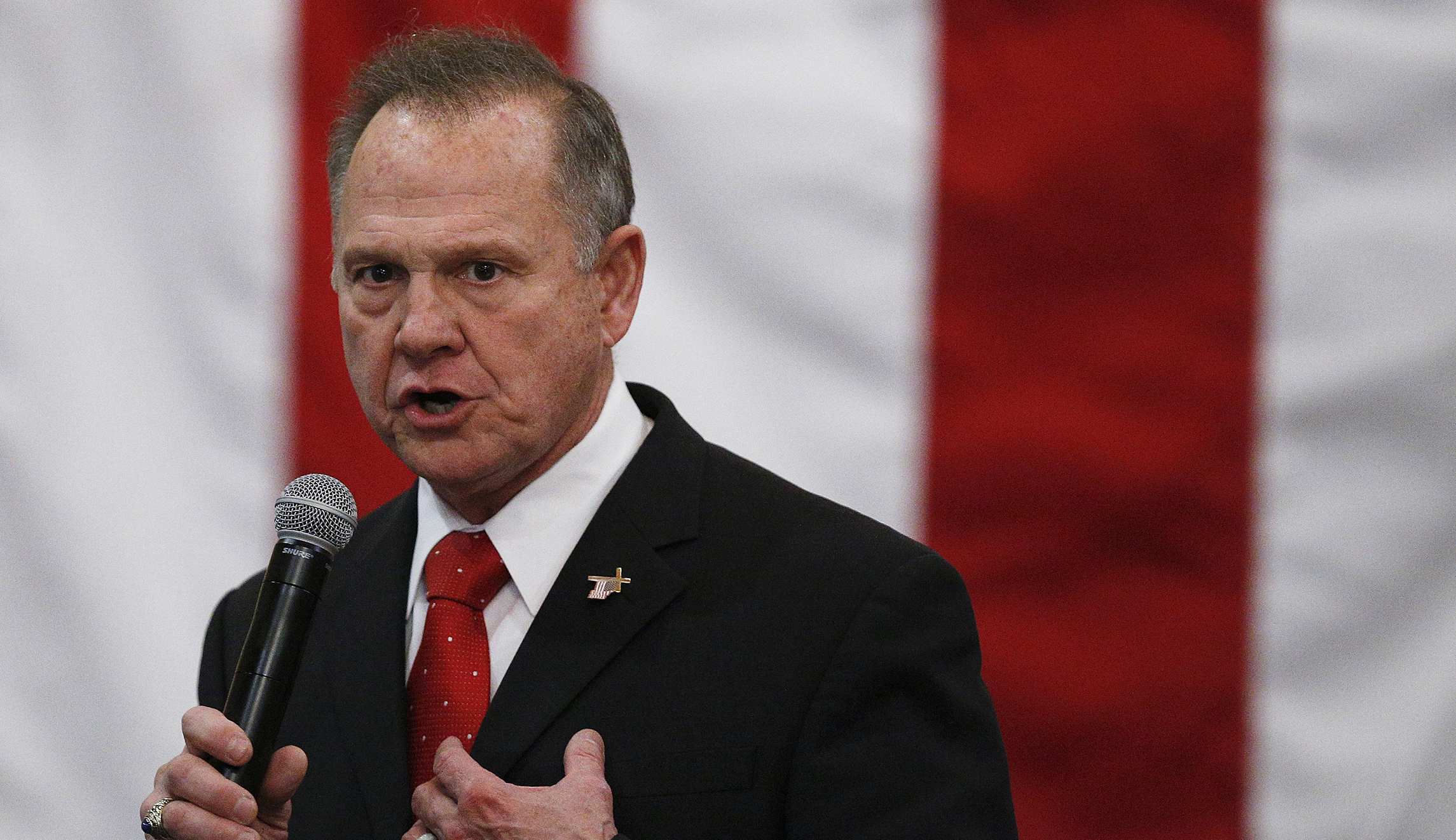 Roy Moore accuser sues him for defamation after personal attacks