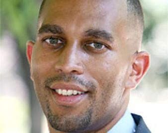 Jeffries Trounces Anti-Israel Candidate in Dem. Primary