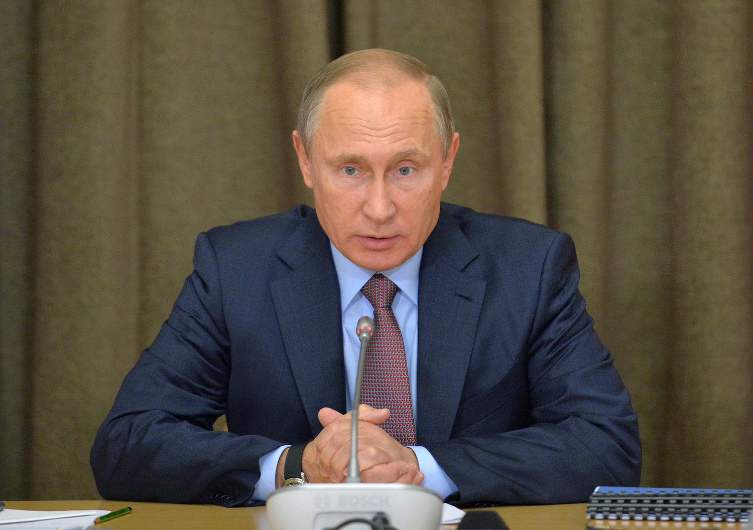 Russia leaves international court as US alleges war crimes