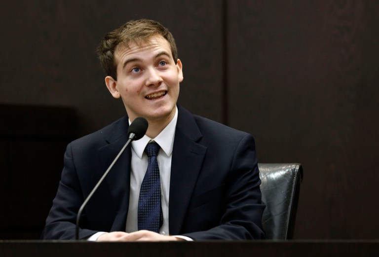 Pedro Bravo testifies during his murder trial Thursday, Aug. 14, 2014, in Gainesville, Fla. Bravo is accused of killing University of Florida student Christian Aguilar. (AP Photo/The Gainesville Sun, Doug Finger)