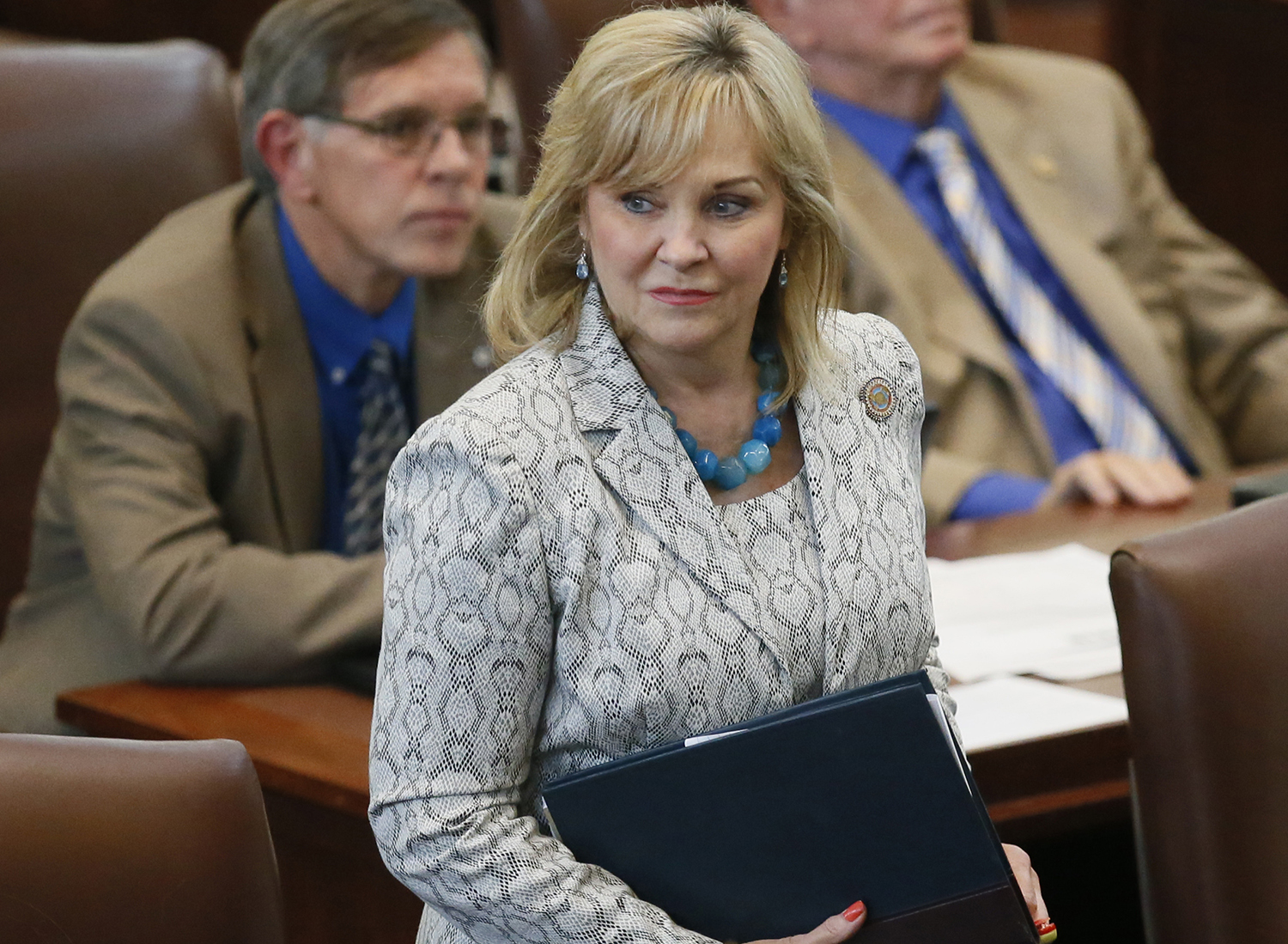 Oklahoma governor vetoes abortion ban