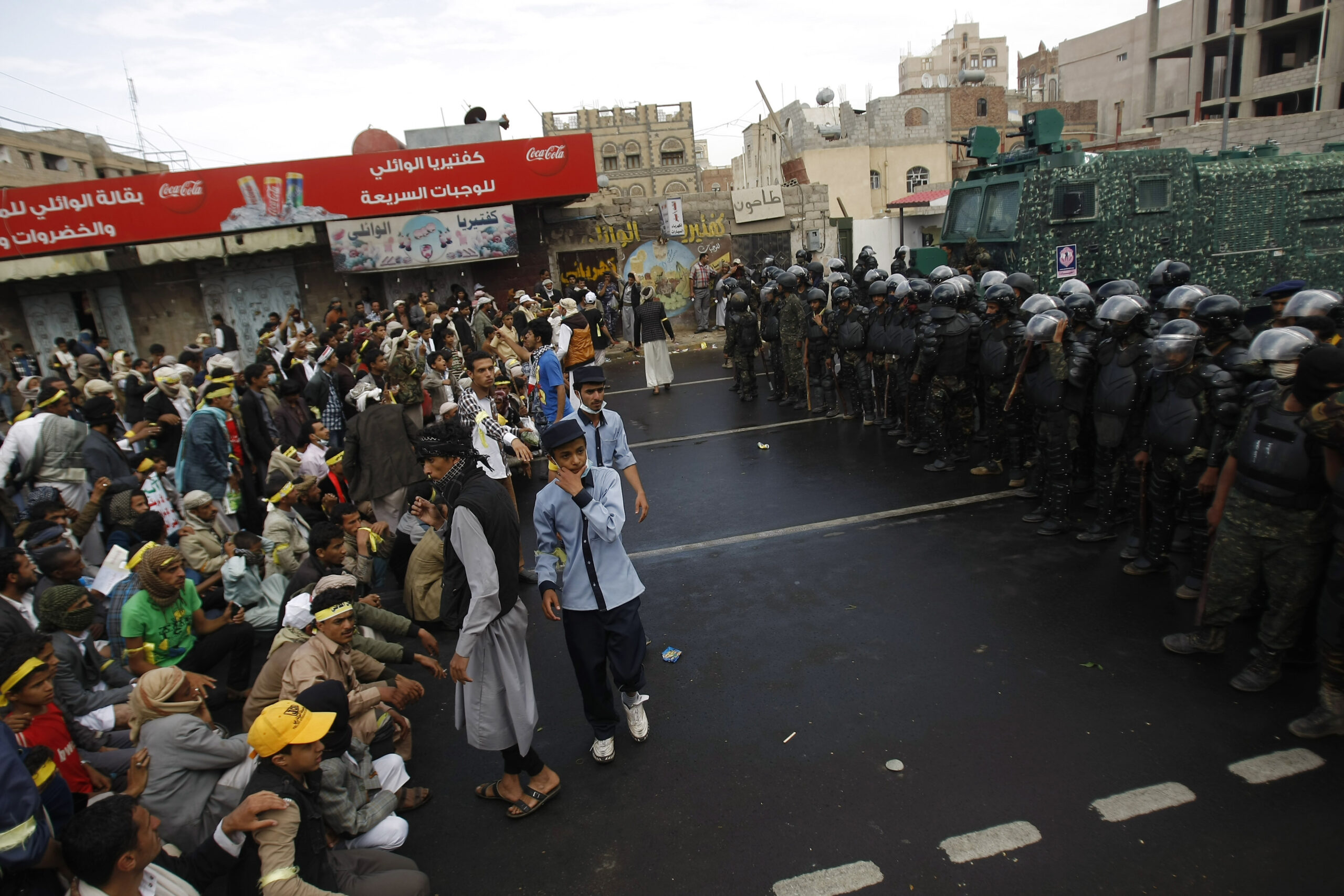 Yemen’s president fires head of special forces