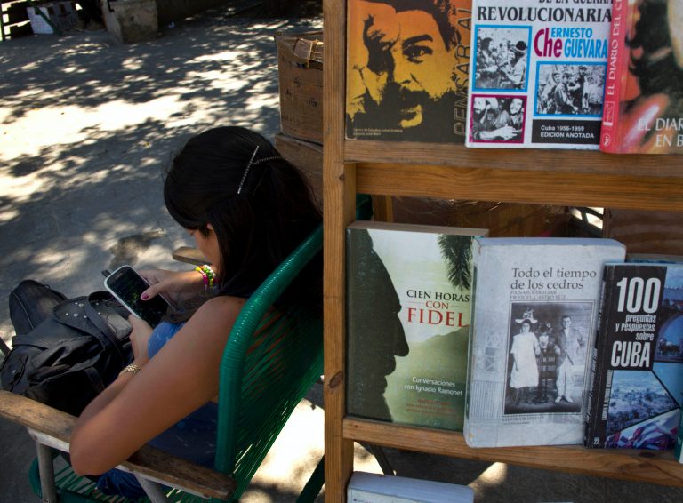 Cuba’s official media abuzz over ‘secret Twitter’