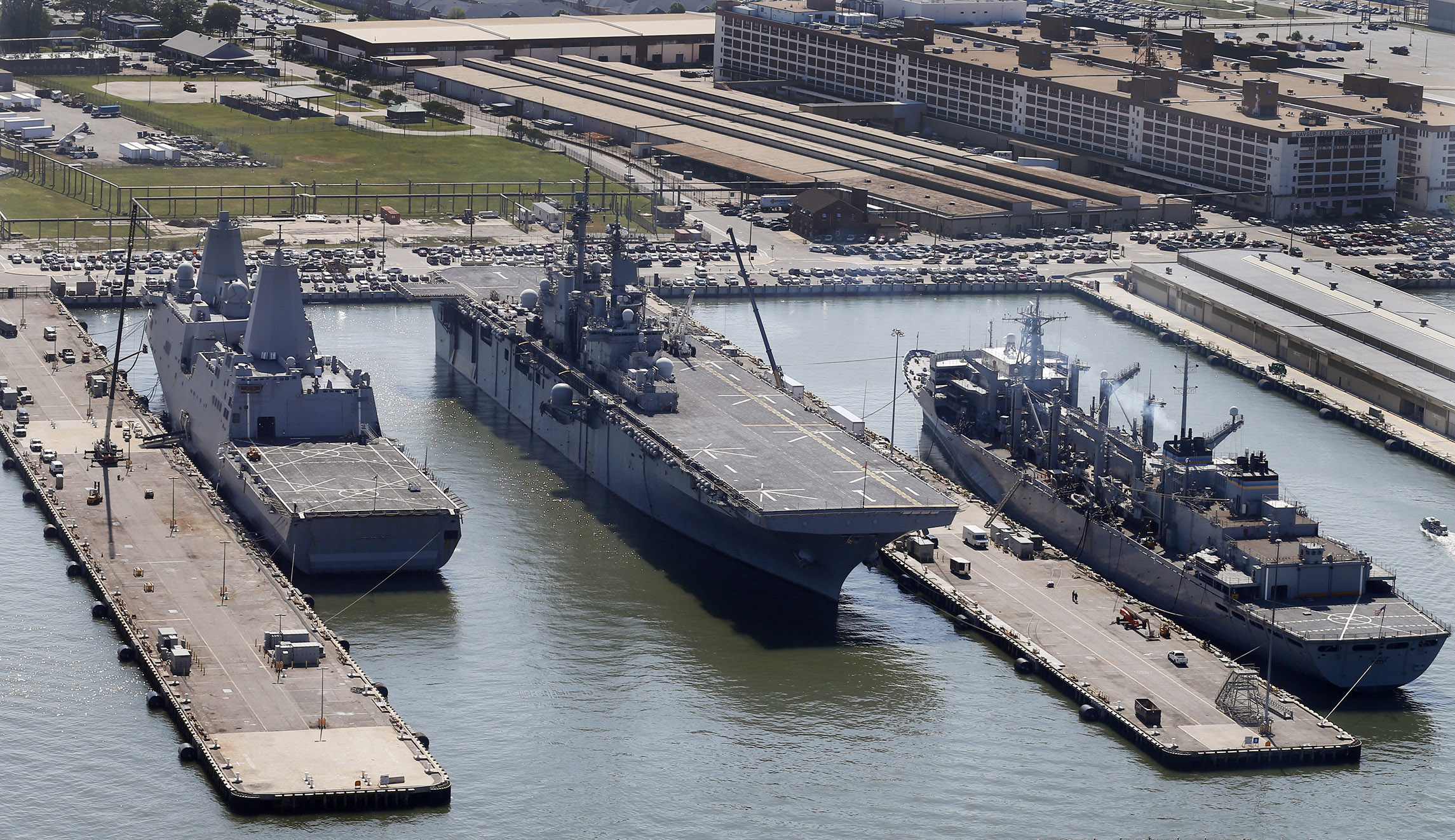 Wicker, Wittman float bill to require major Navy shipbuilding boost