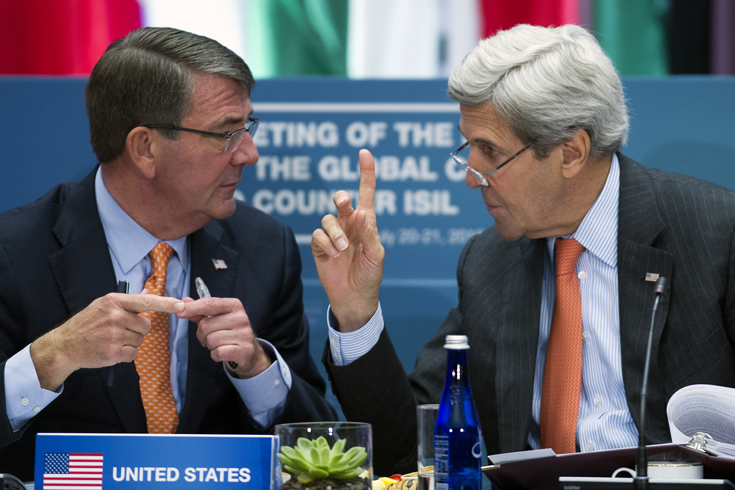 Kerry, Carter at odds over Syria plan