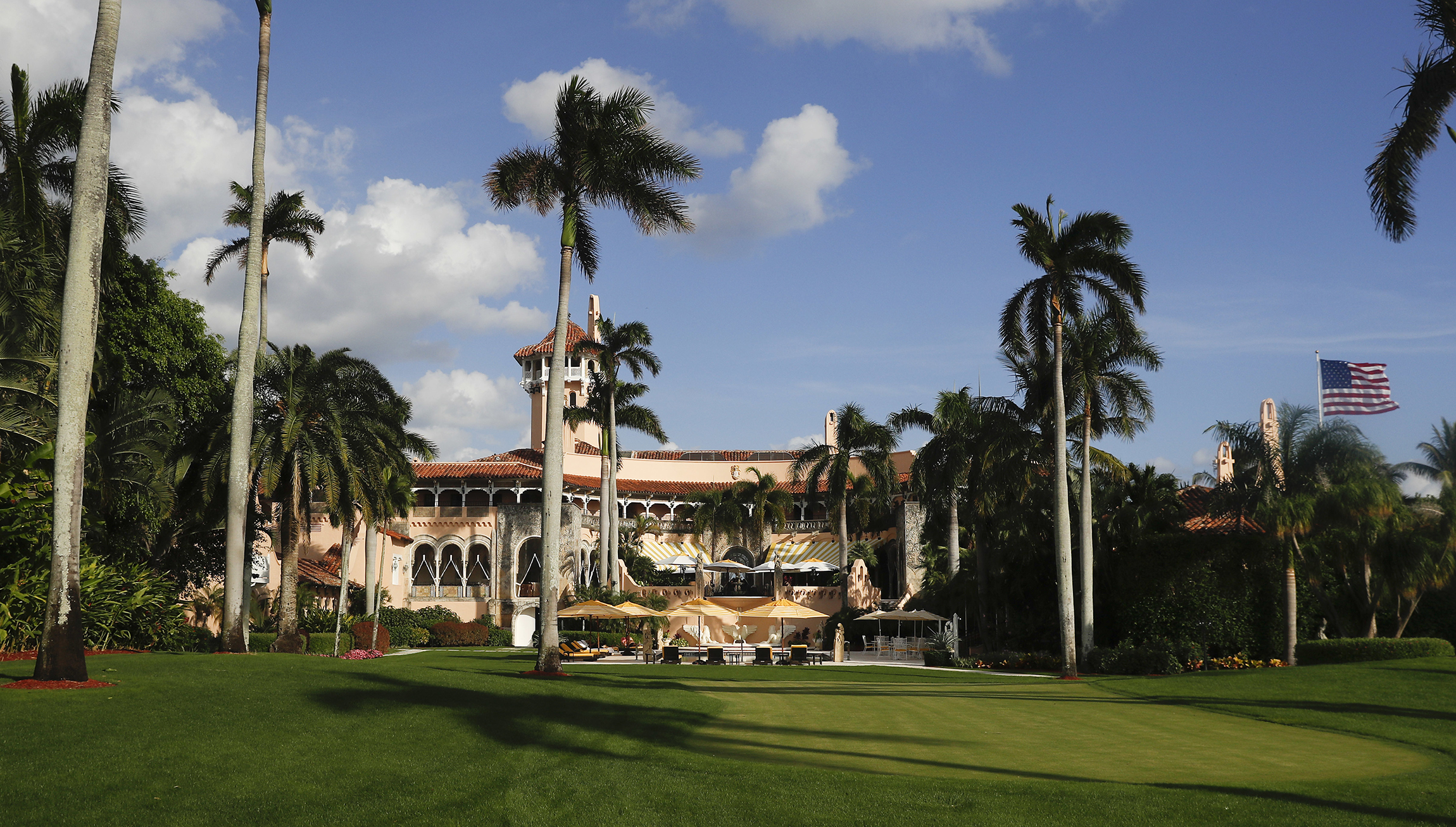 FBI Mar-a-Lago raid based on source alleging Trump had classified docs: Report