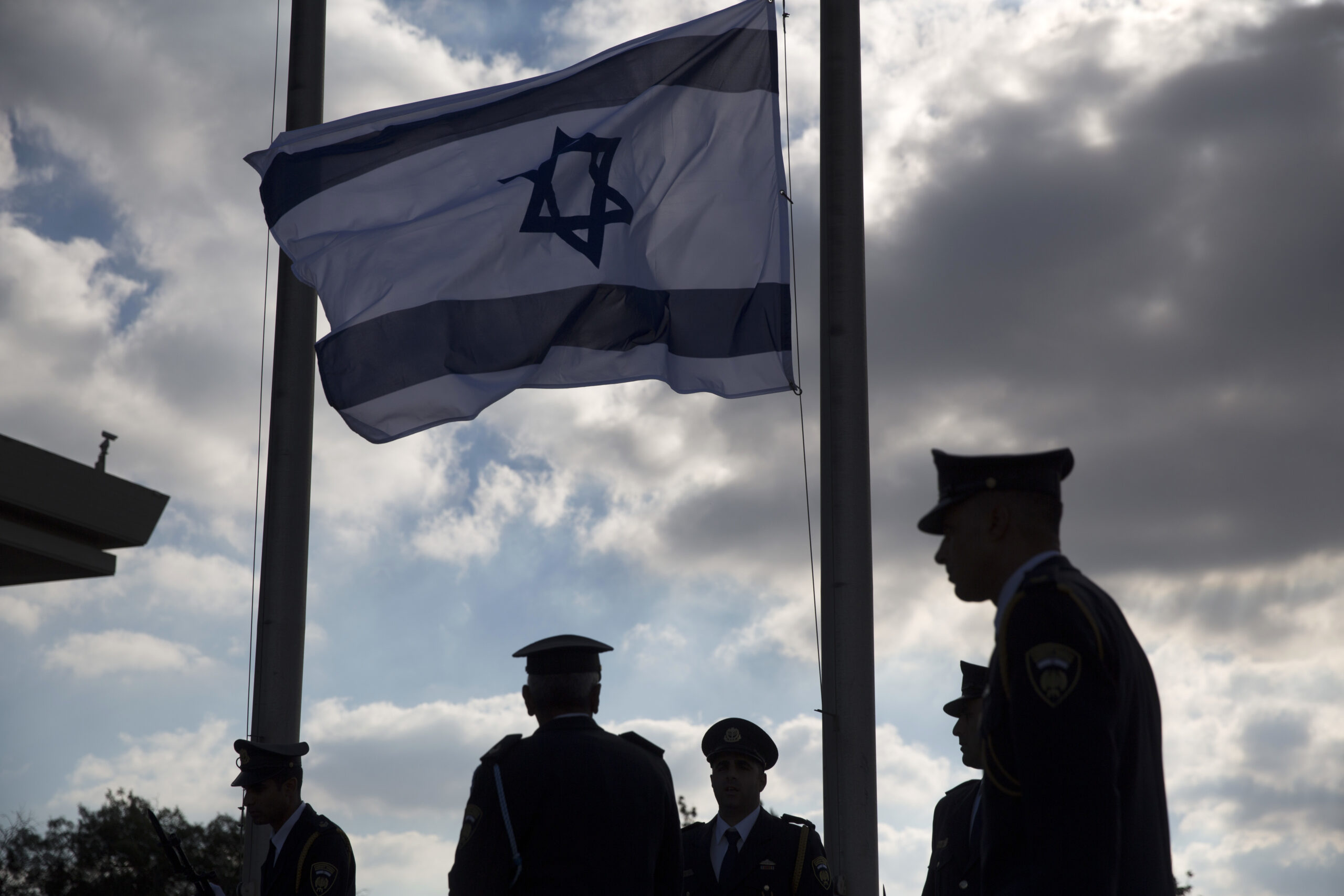 Trump pays tribute to Peres: He was ‘a friend of peace-loving people everywhere’