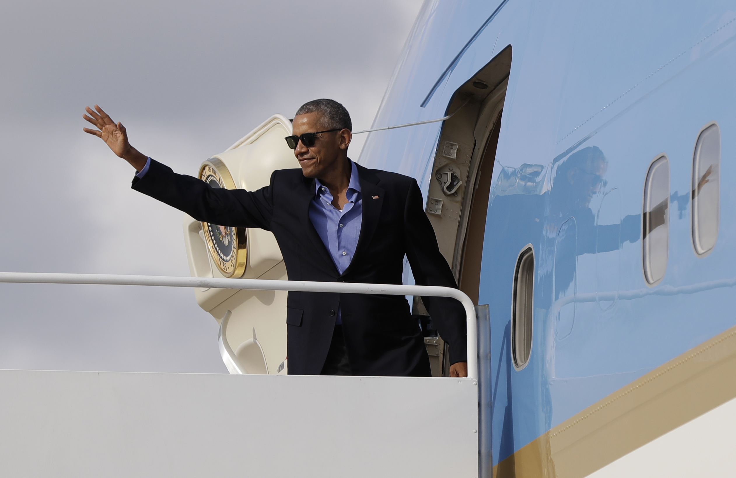 Obama: America afraid of powerful women
