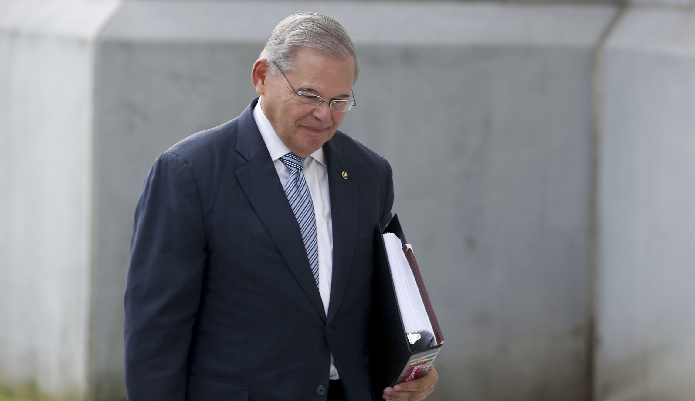 Sen. Bob Menendez asks judge to adjust trial schedule to let him vote in the Senate