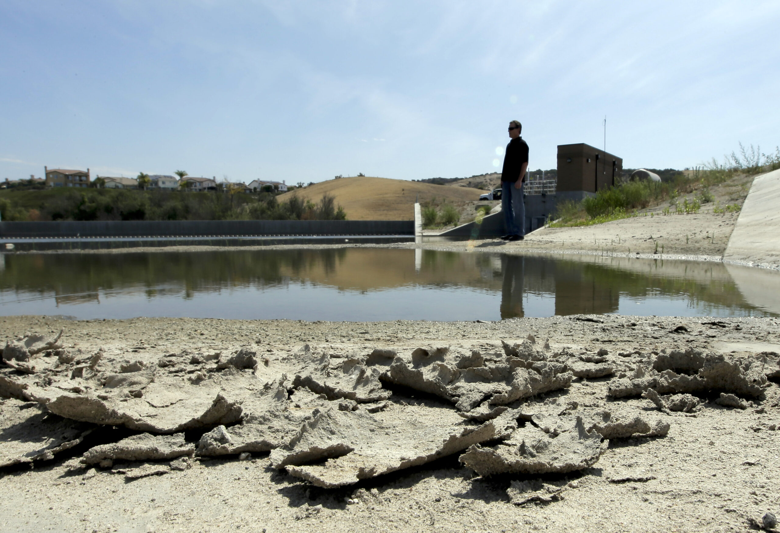 With no deal on Confederate flag, House turns to drought bill