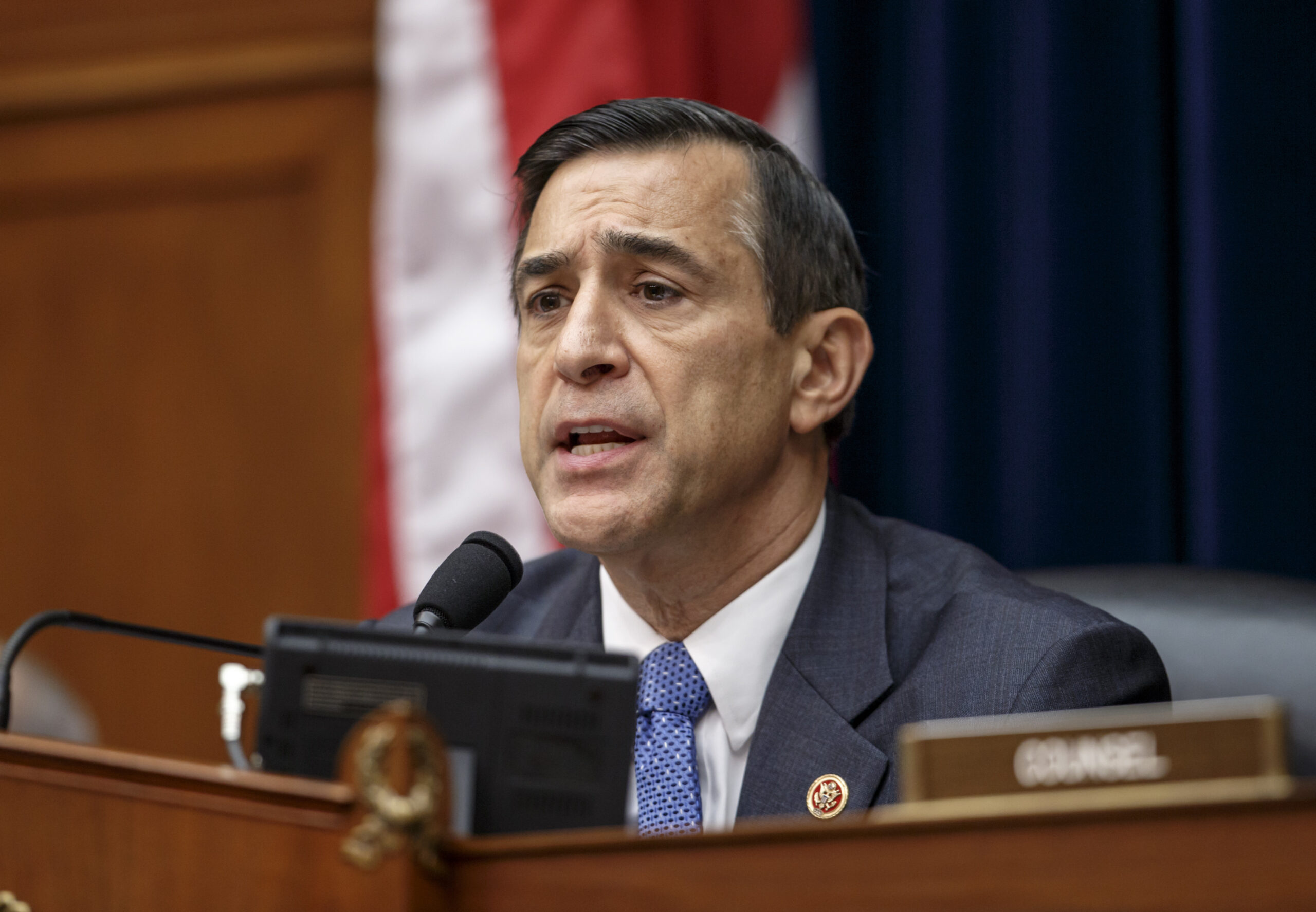 Congress pressed Clinton on email use back in 2012