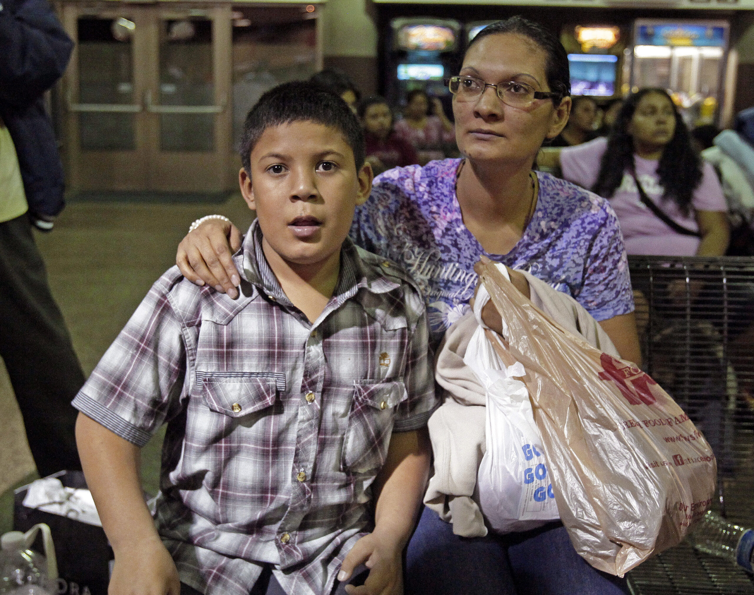Overwhelmed bureaucracy fails to stem flow of undocumented, unaccompanied children into US