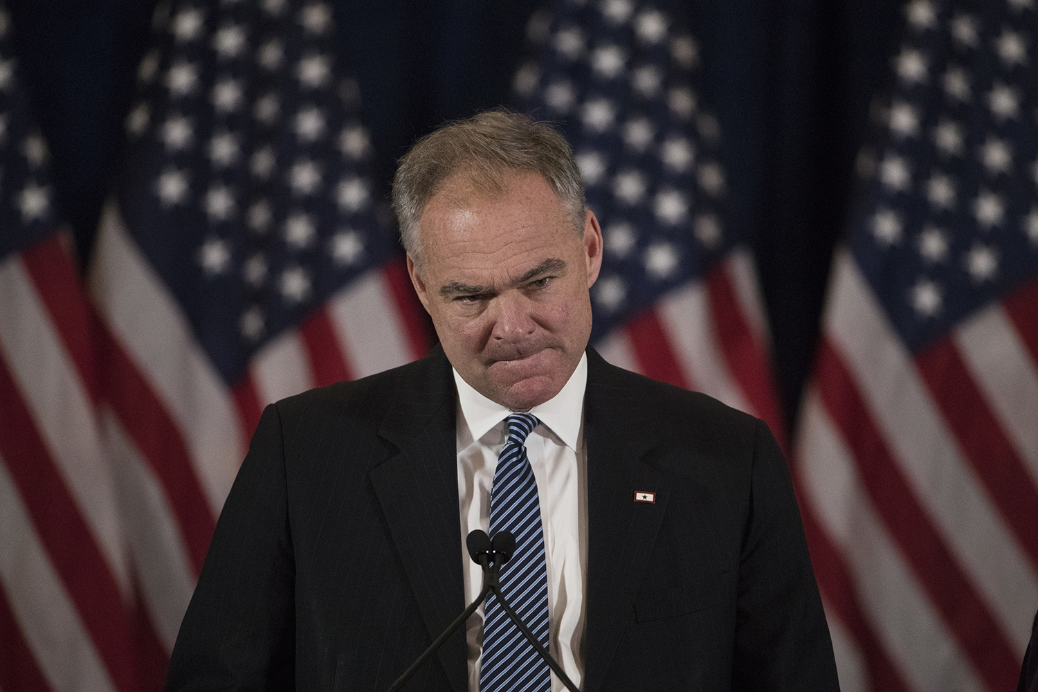 Kaine renews call for a new war authorization to fight ISIS
