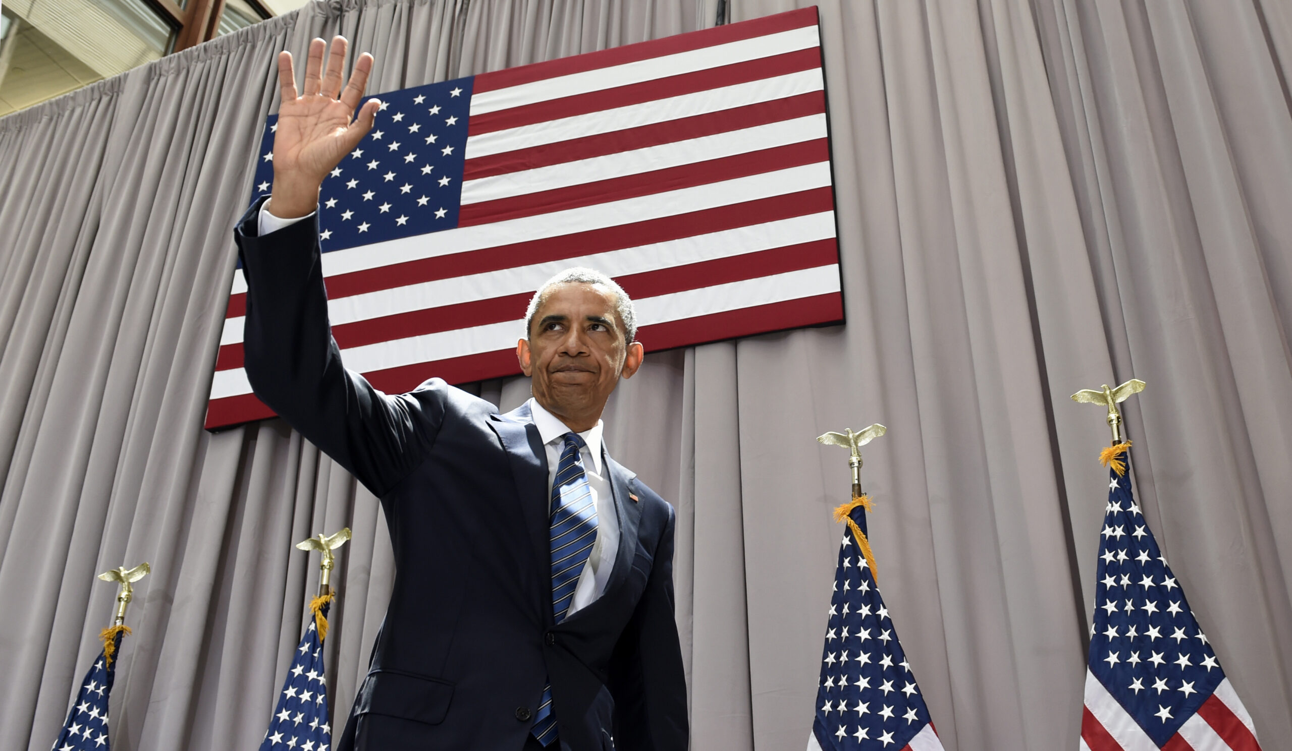 After calling on Dems to watch GOP debate, White House says Obama won’t watch