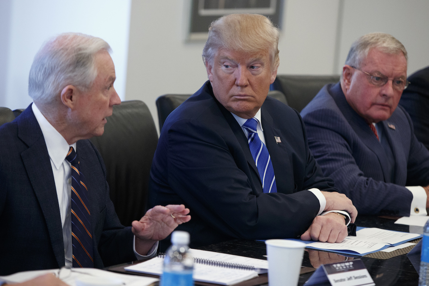 Former missile launchers: Trump should not have ‘his finger on the button’