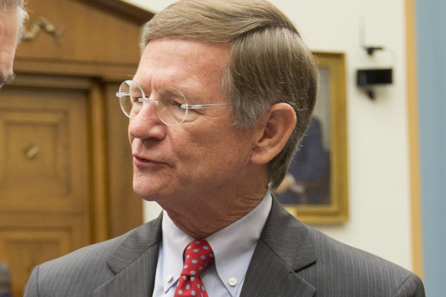 GOP lawmaker accuses Obama of burying climate deal signing