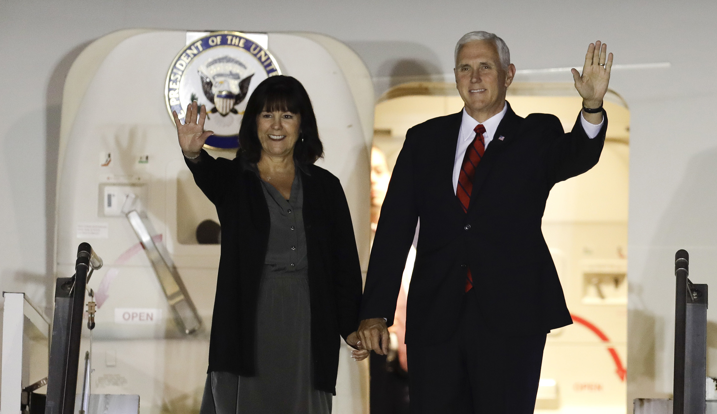 Mike Pence and Cabinet members to visit Texas to see damage from Hurricane Harvey