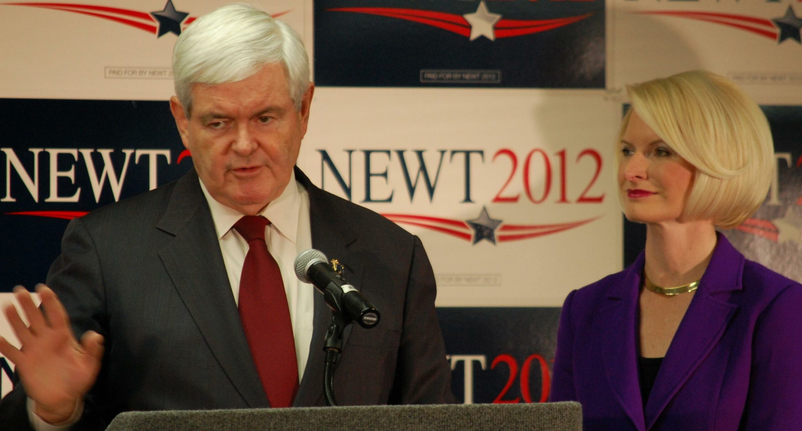 Gingrich scolds Romney, condemns super PAC