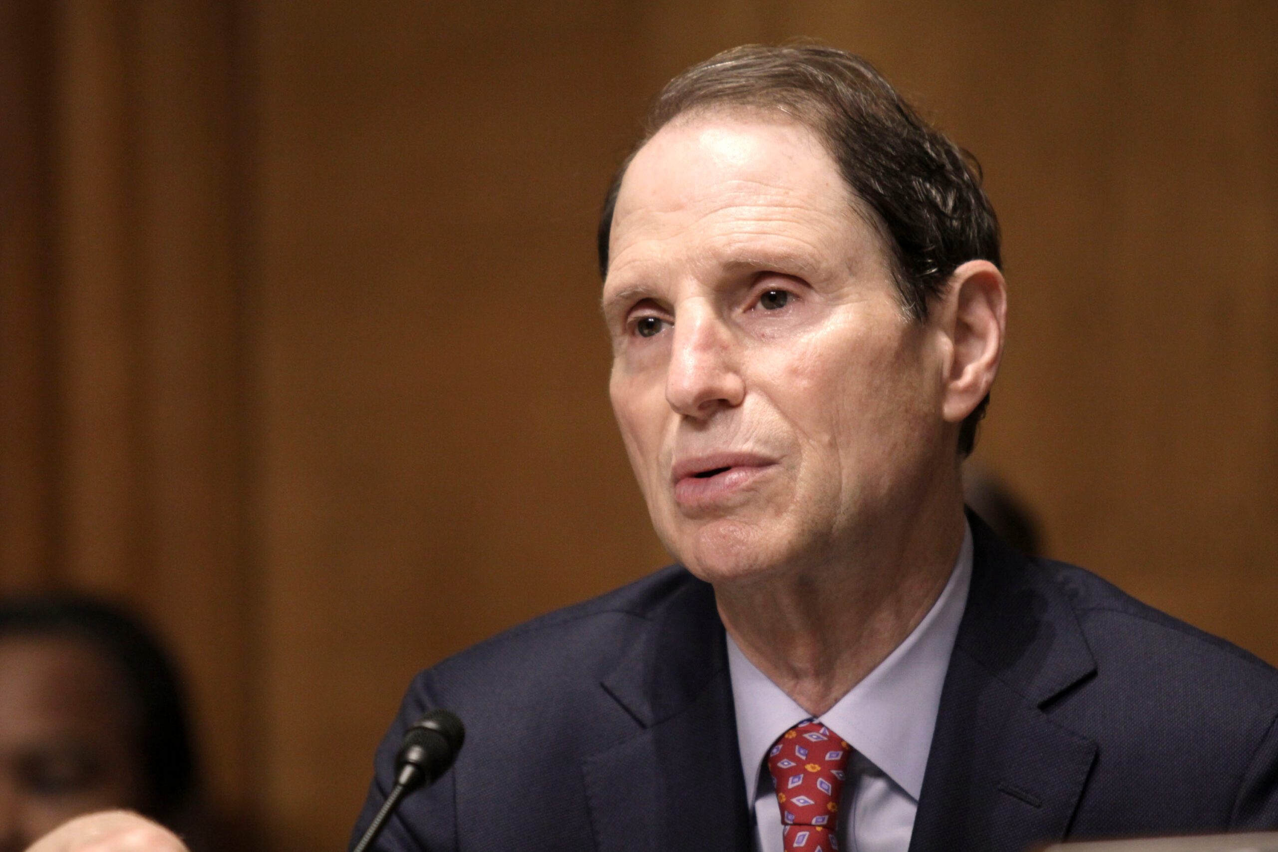 Wyden demands declassification of Bush-era surveillance ruling