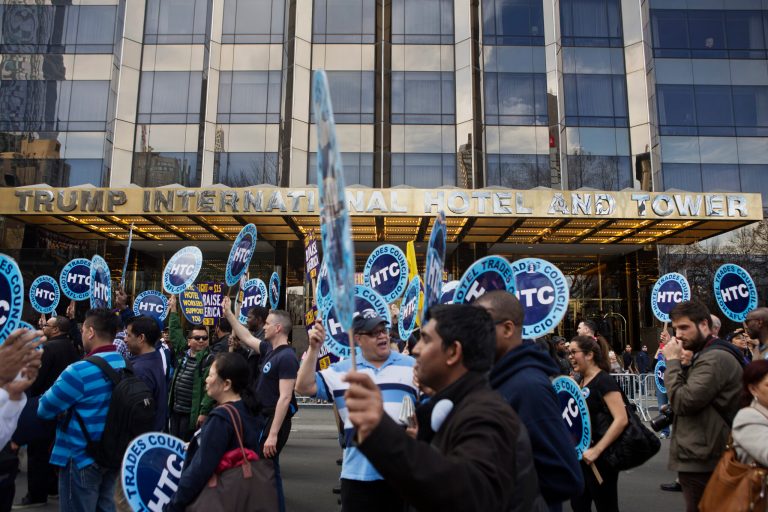 More than a third of AFL-CIO members in key states still intend to vote for the GOP candidate even after the campaign illustrated the gulf between the leadership of the nation's largest labor federation and its members. (Bloomberg)