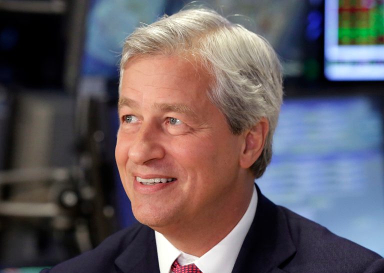 Jamie Dimon says he would like to run for president but won't. 