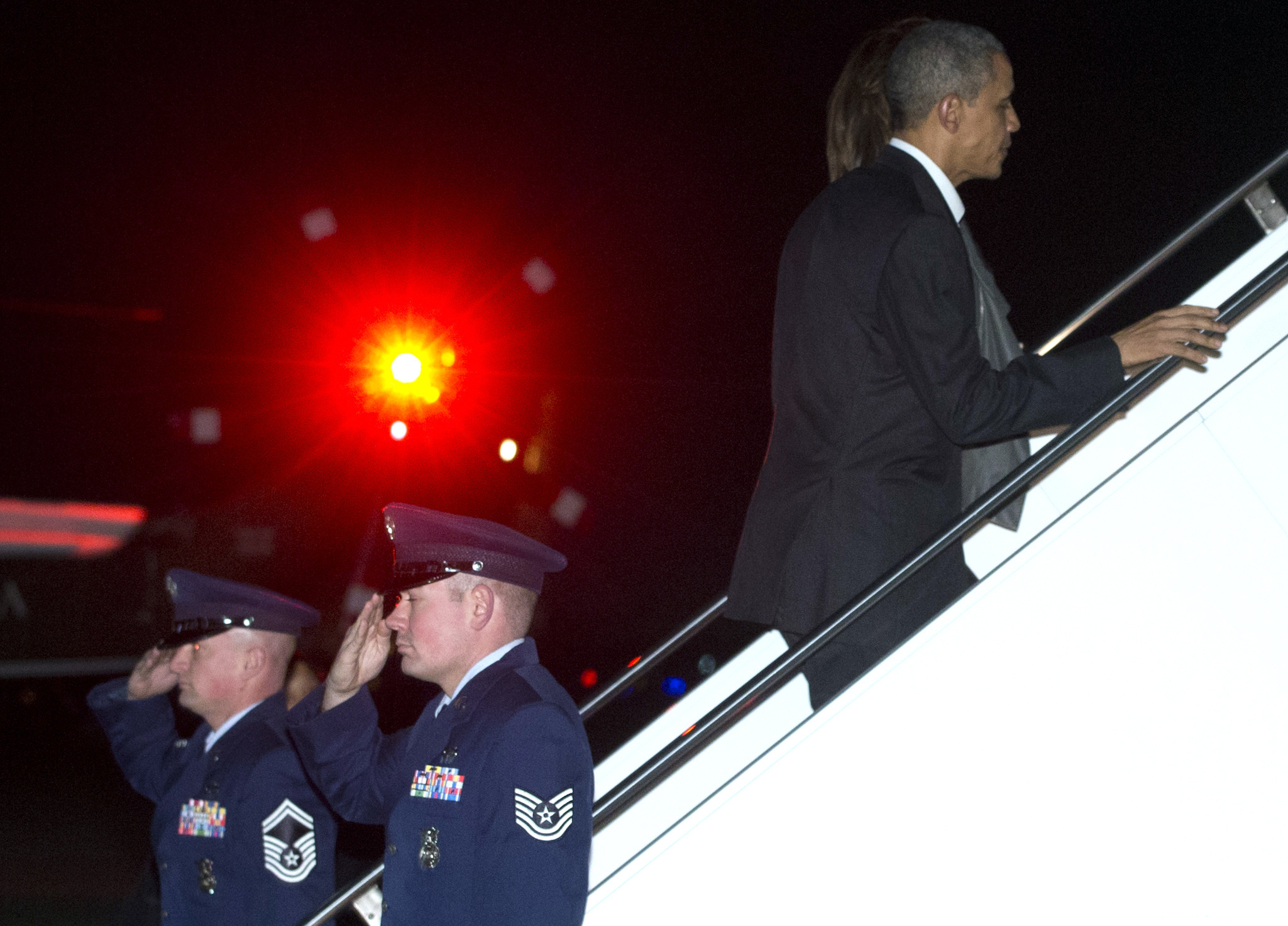 Obama hints at changing phone records collection