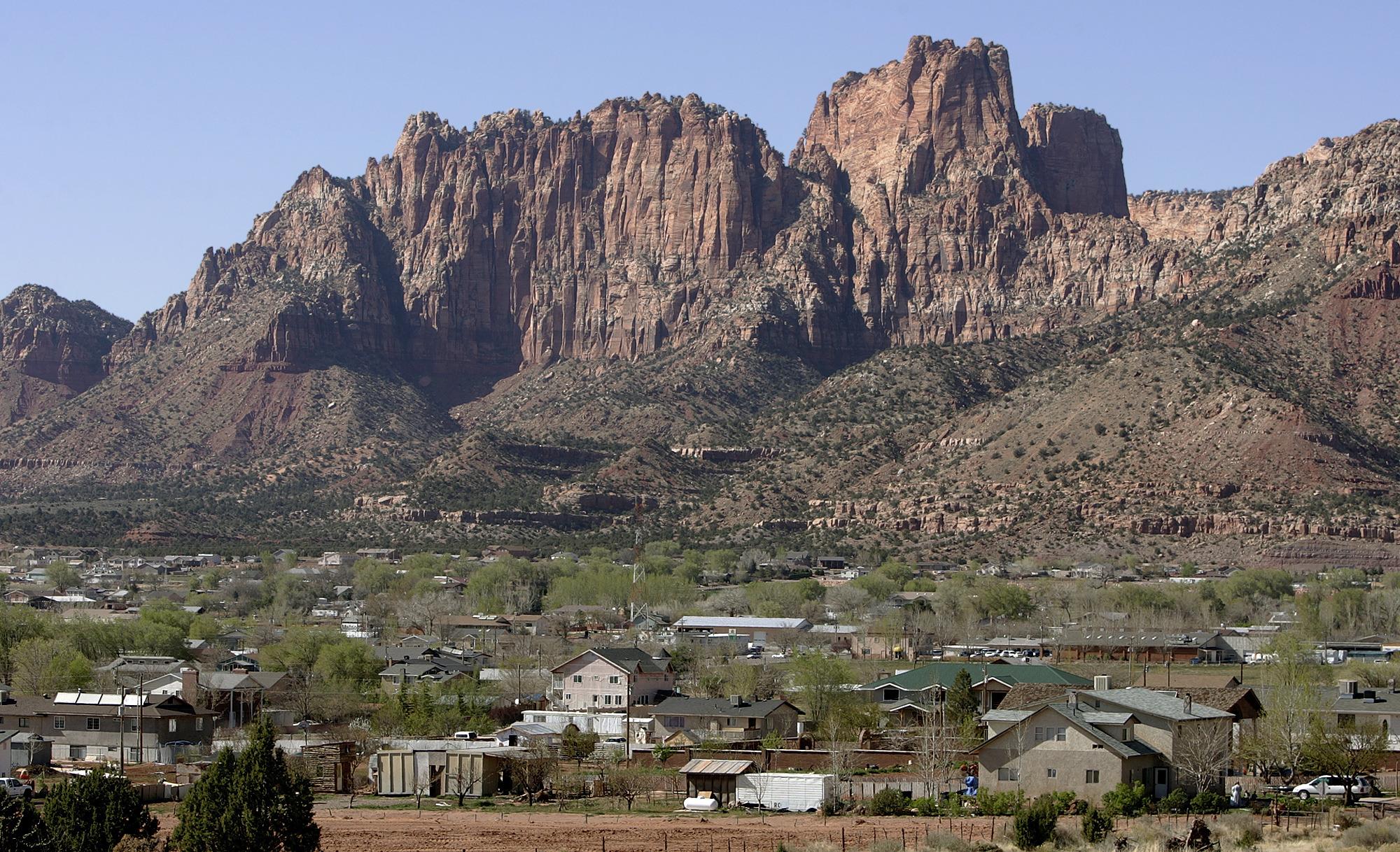 Utah approves winery in town with polygamous sect