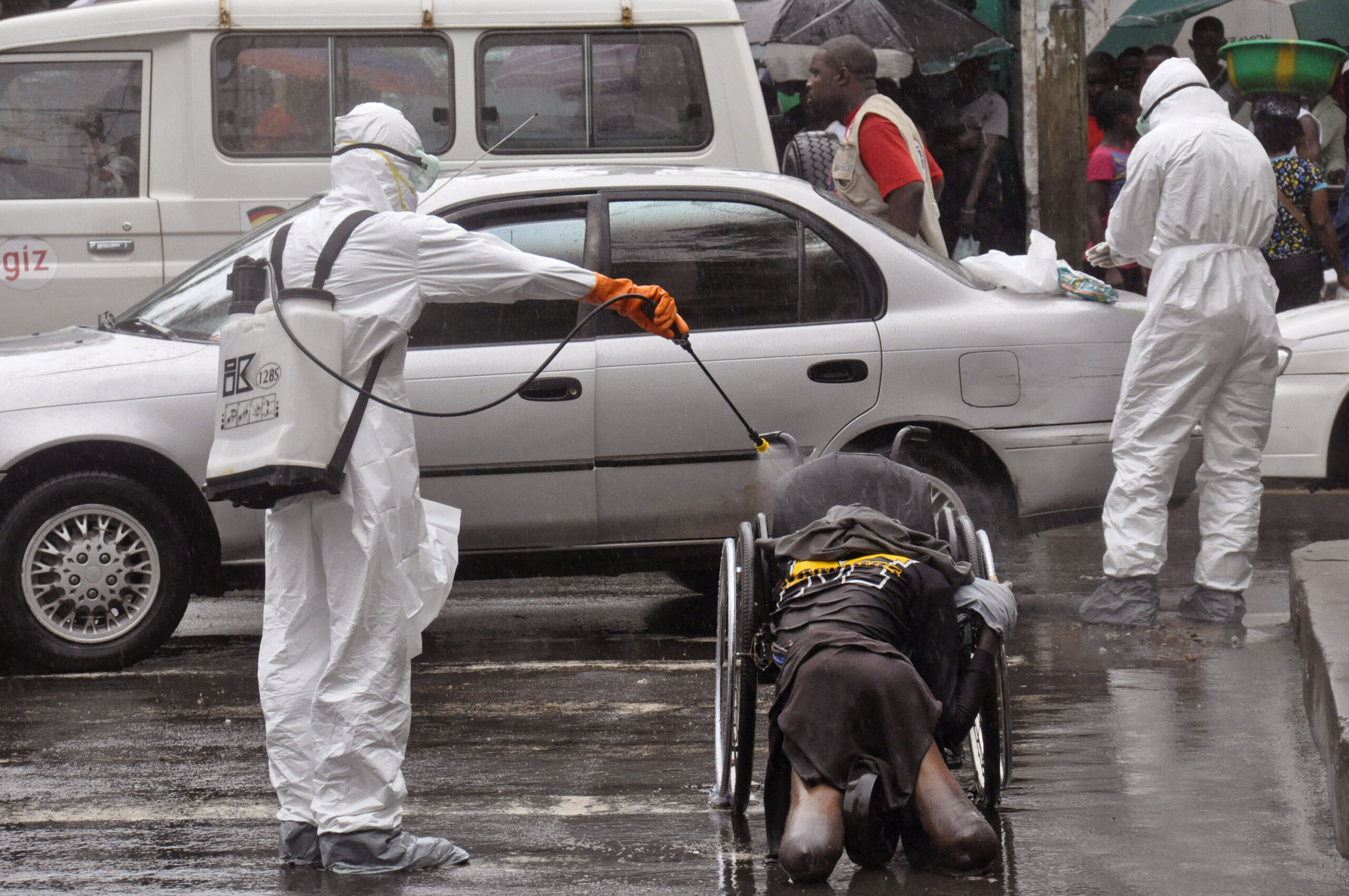 Group says world is losing battle against Ebola