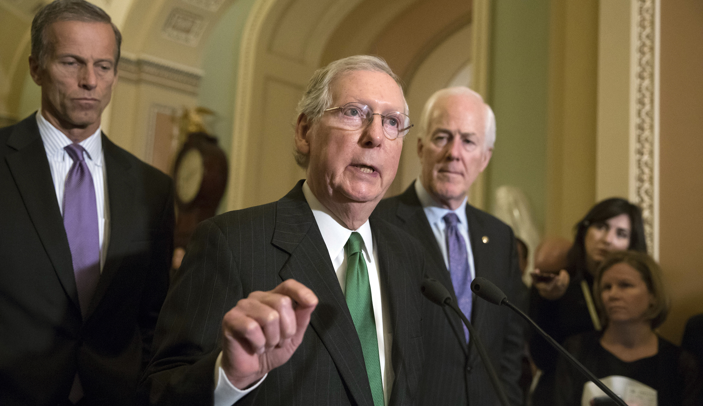 Republican leaders expect budget to pass in crucial step towards tax reform