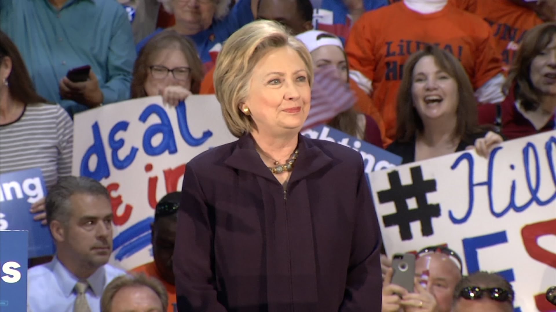 Clintons Canvass California Before Primary