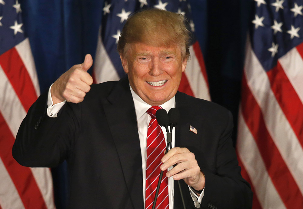 Trump’s empty podium gets 30 minutes of airtime