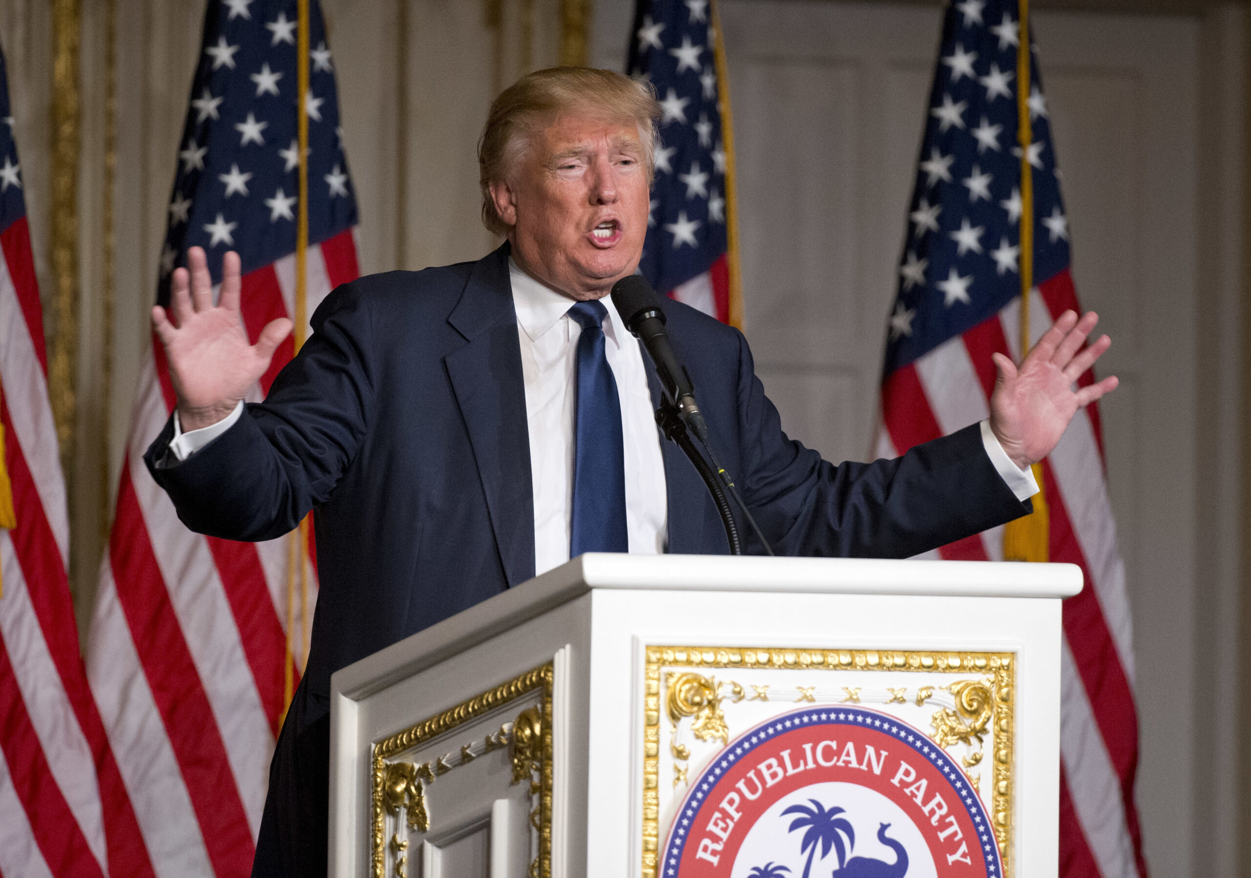 Trump reveals five-person foreign policy team