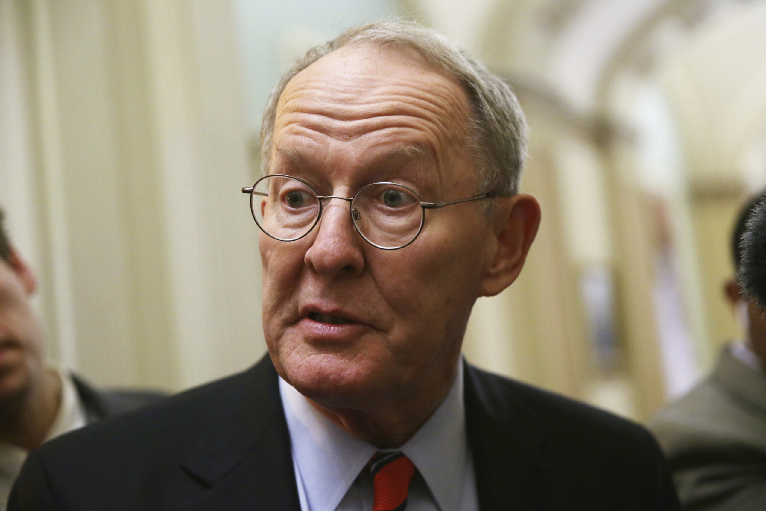 Lamar Alexander calls on Senate to rein in National Labor Relations Board