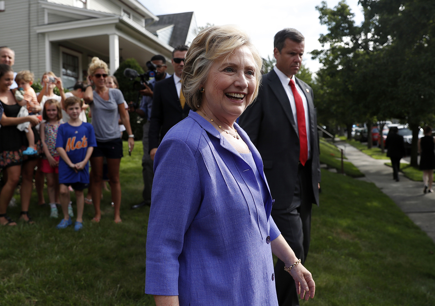 Poll: Clinton ahead of Trump by 9 in New Mexico
