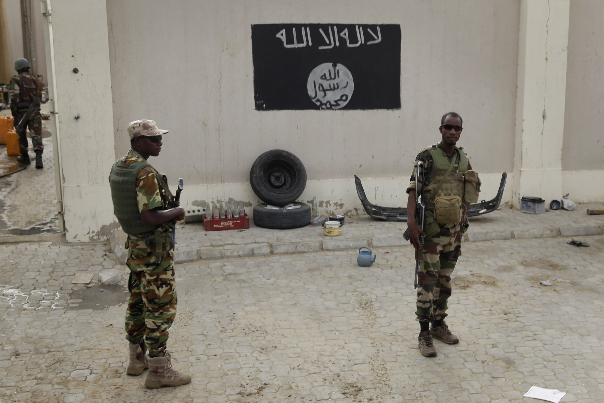 Boko Haram abducts hundreds of Nigerians to use as shields