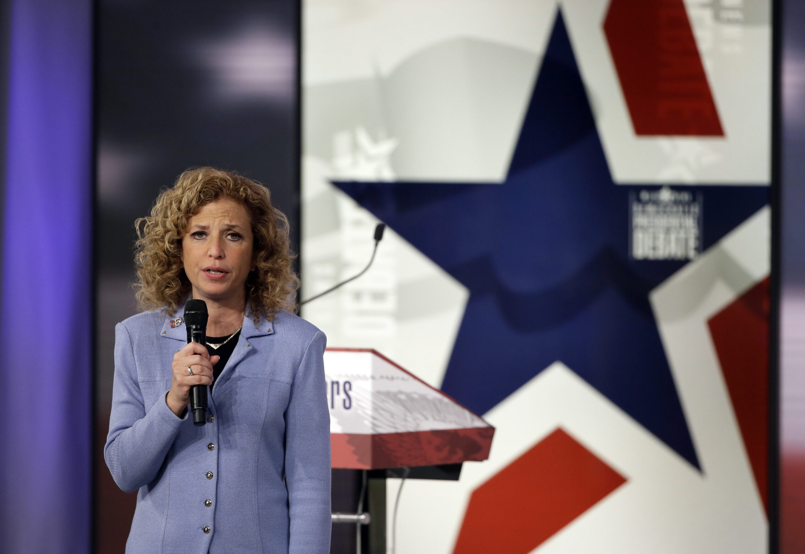 Wasserman Schultz: 5 issues to kill Trump, ‘nightmare is now a reality’
