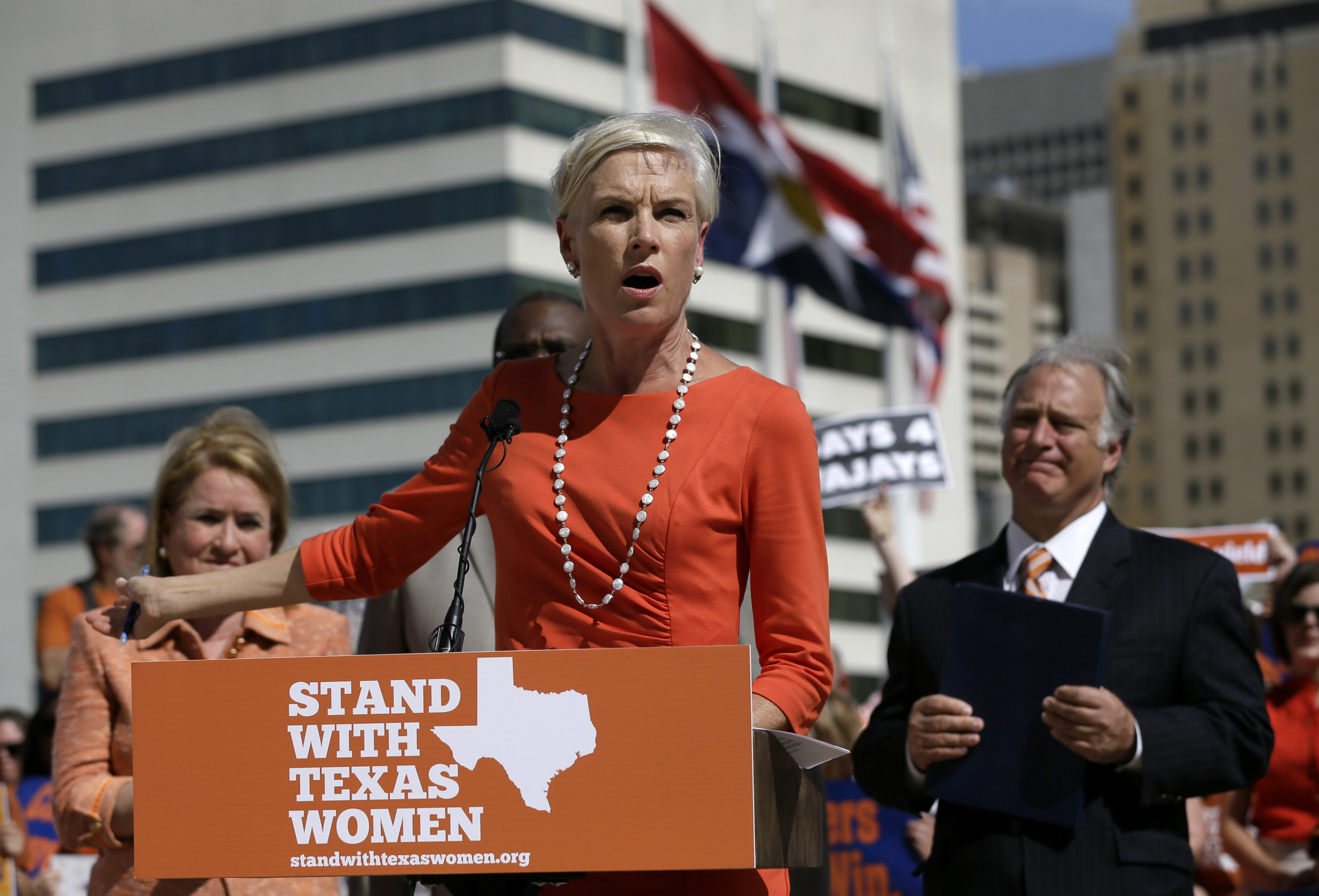 Texas regulator backs away from Planned Parenthood study