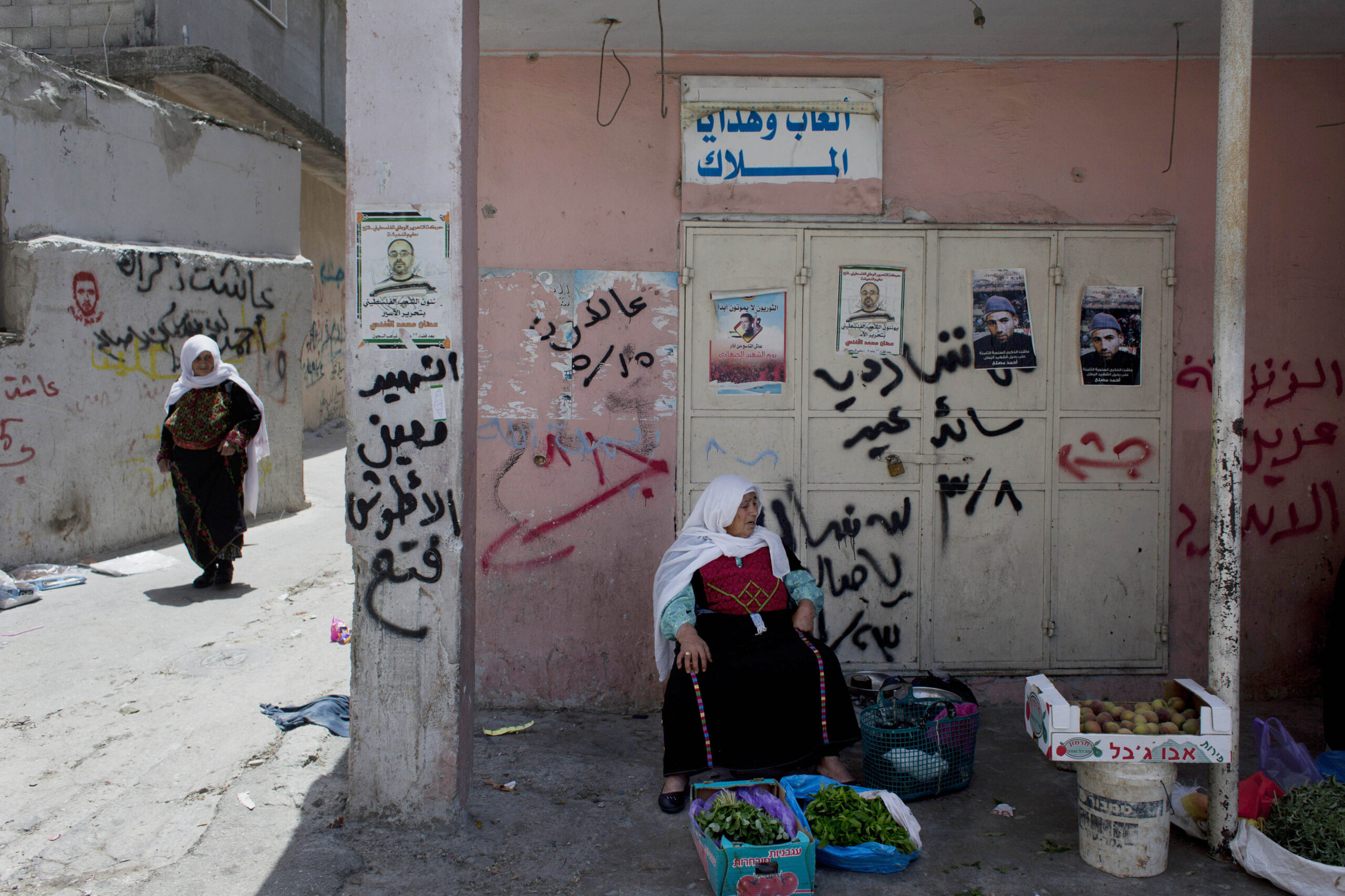 Palestinian refugees pin hopes on pope’s visit