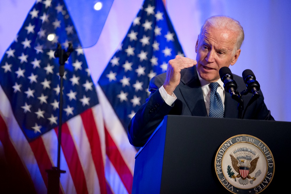 Biden takes to new media to boost cancer project