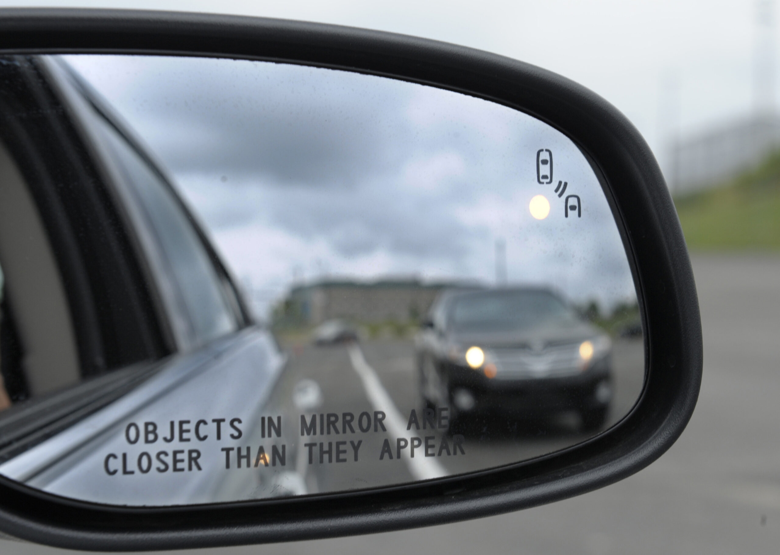 Car-to-car talk offers warning on collisions