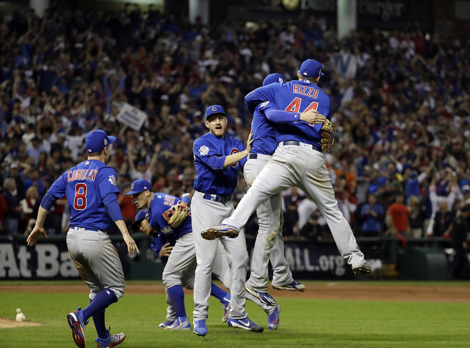 Obama invites World Series champion Chicago Cubs to the White House