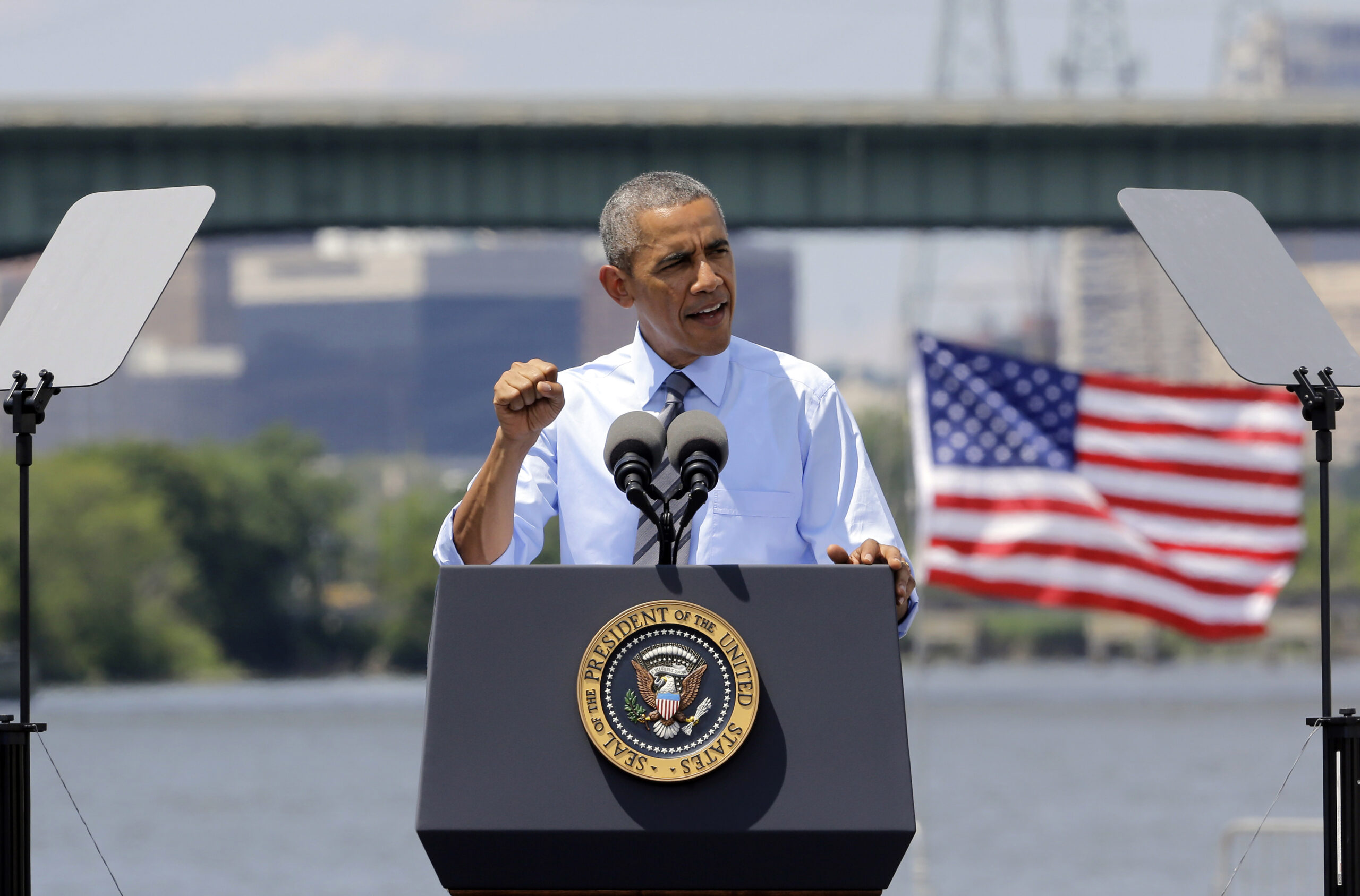 AP source: Missile took down jet in Ukraine