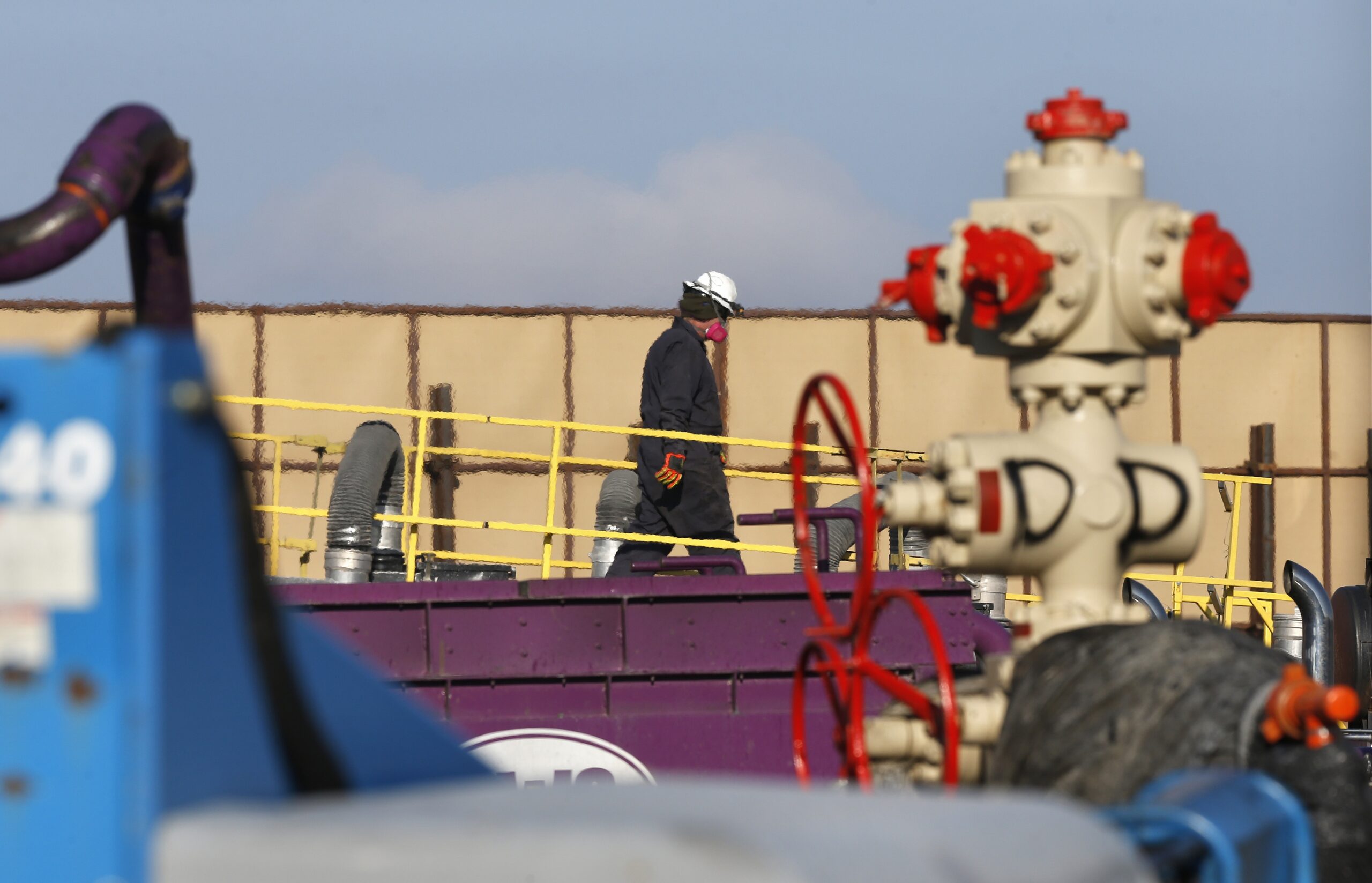 AP Photos: A close-up look at fracking
