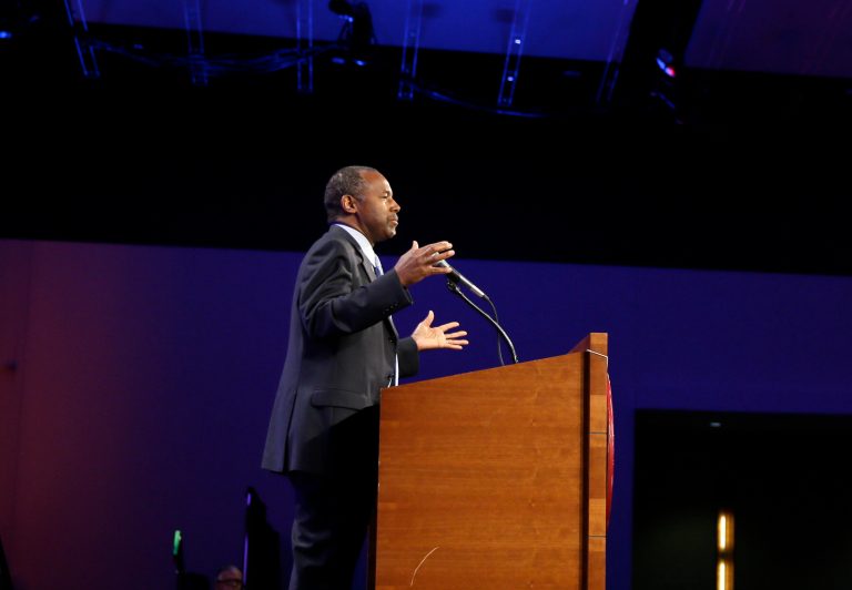Presidential hopeful Dr. Ben Carson speaks during the Iowa Republican Party's Lincoln Dinner, Saturday, May 16, 2015, in Des Moines, Iowa. (AP Photo/Charlie Neibergall)