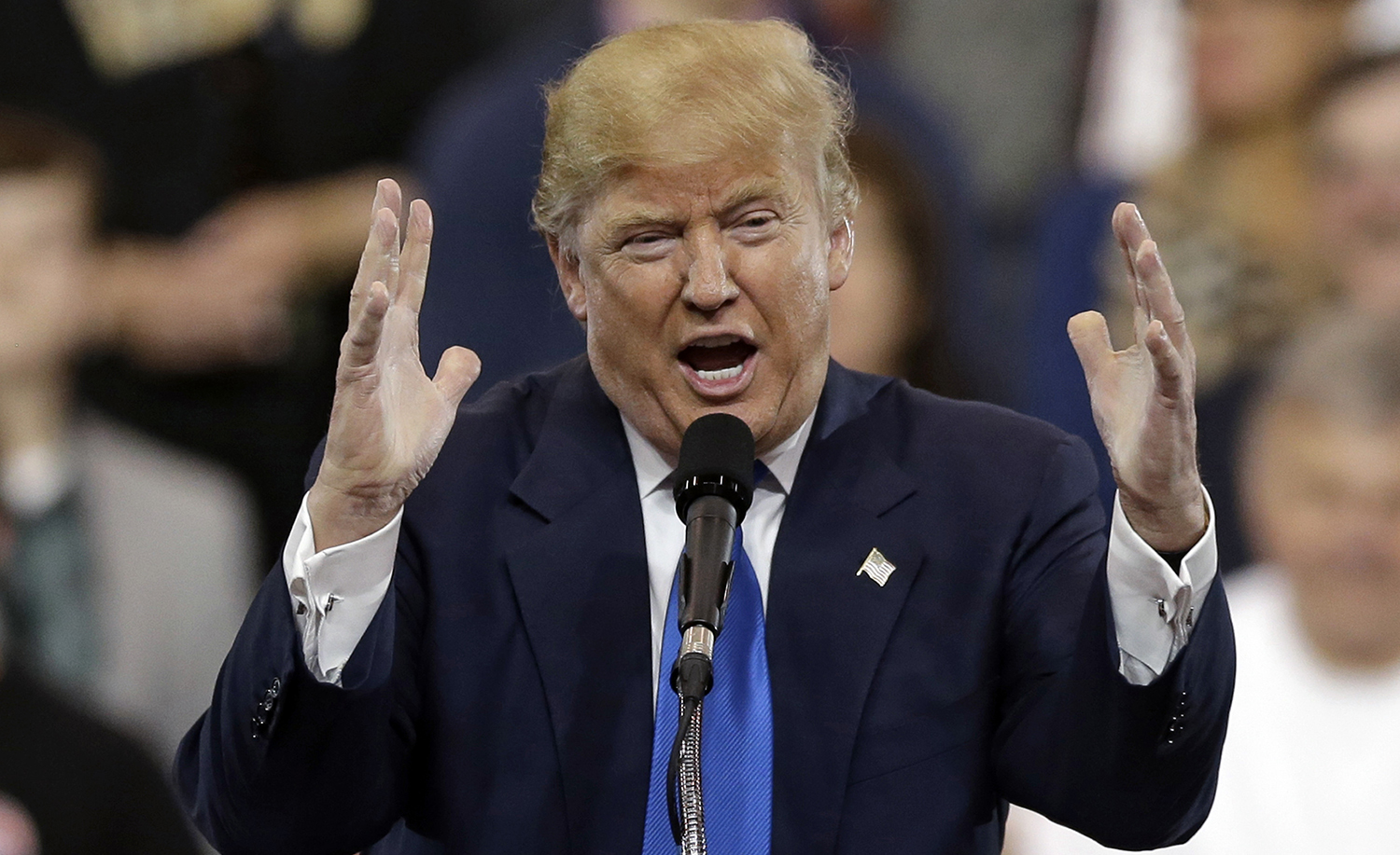 Trump only helps Democrats by cannibalizing the Freedom Caucus