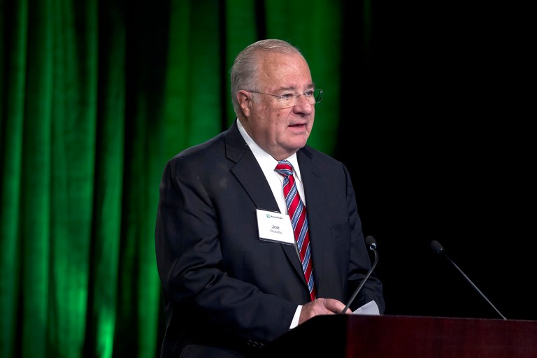 Online brokerage TD Ameritrade founder Joe Ricketts plans to contribute at least $1 million to a super PAC supporting Donald Trump. (AP Photo/Nati Harnik)