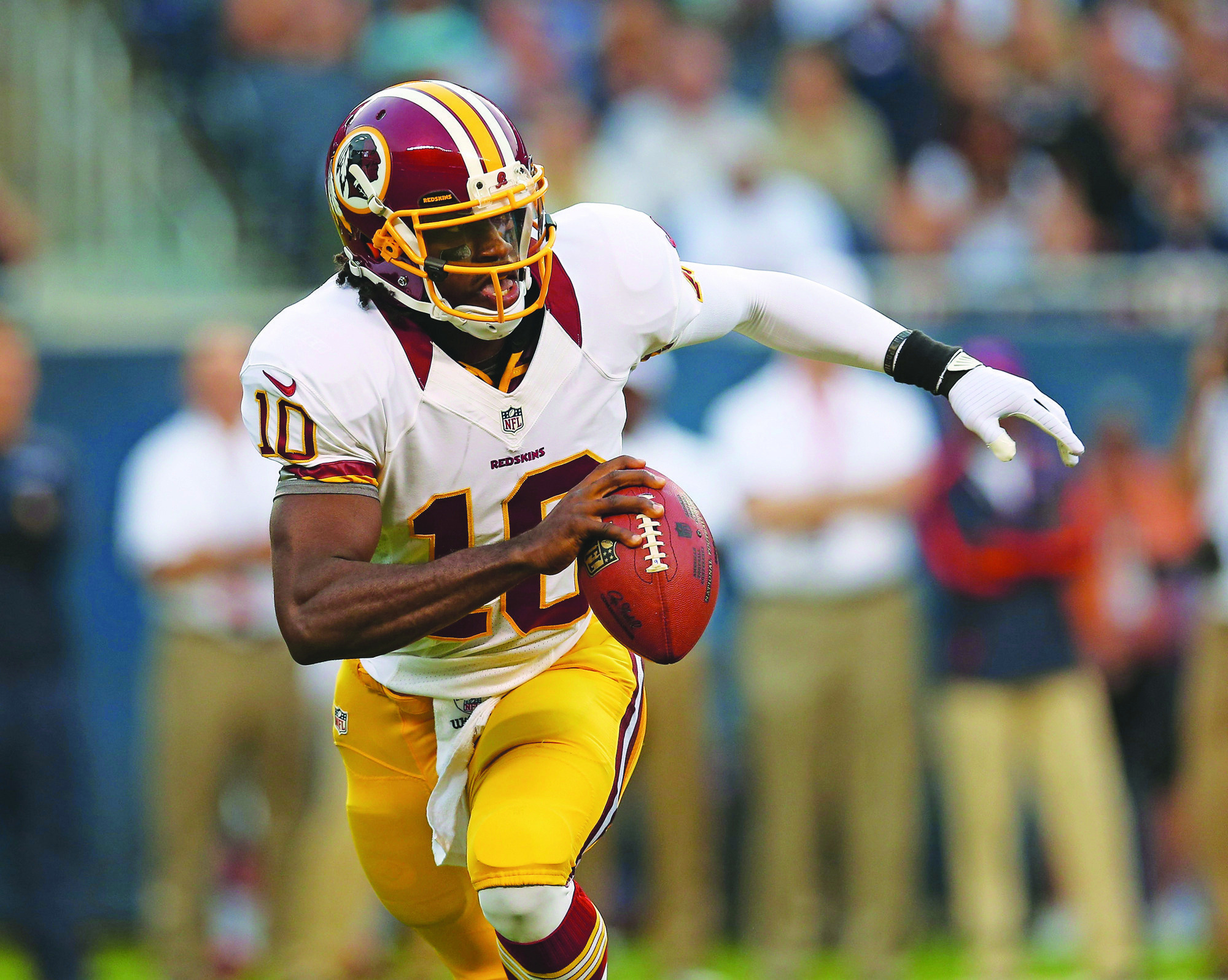 Redskins’ RG3 weighing quick decision-making against his fearlessness