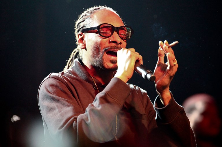 Rapper Snoog Dogg will headline a unity party at the Democratic National Convention. (Photo by Andy Kropa/Invision/AP, File)