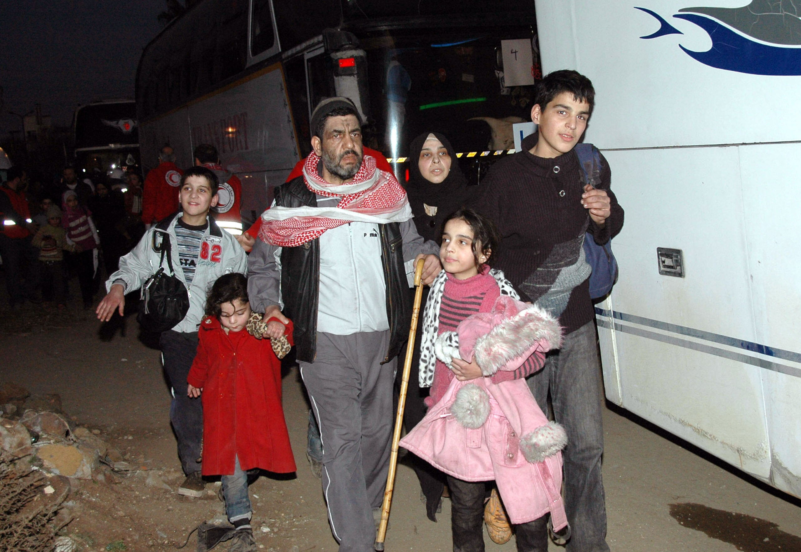 Despite Homs truce, no evacuations, no food entry